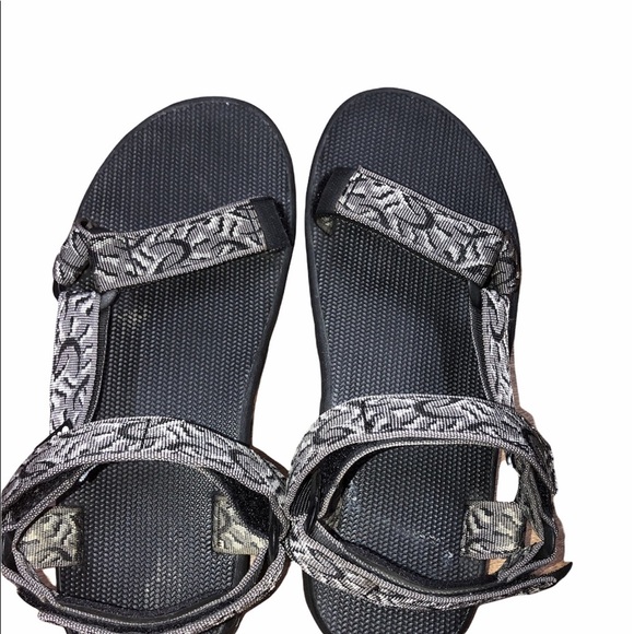 Teva size 8 men’s black hiking sandals - Picture 5 of 8